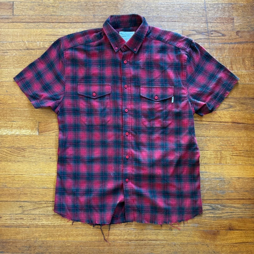 EPTM Mens Red Black Plaid Short Sleeve Button Up Shirt Size‎ M